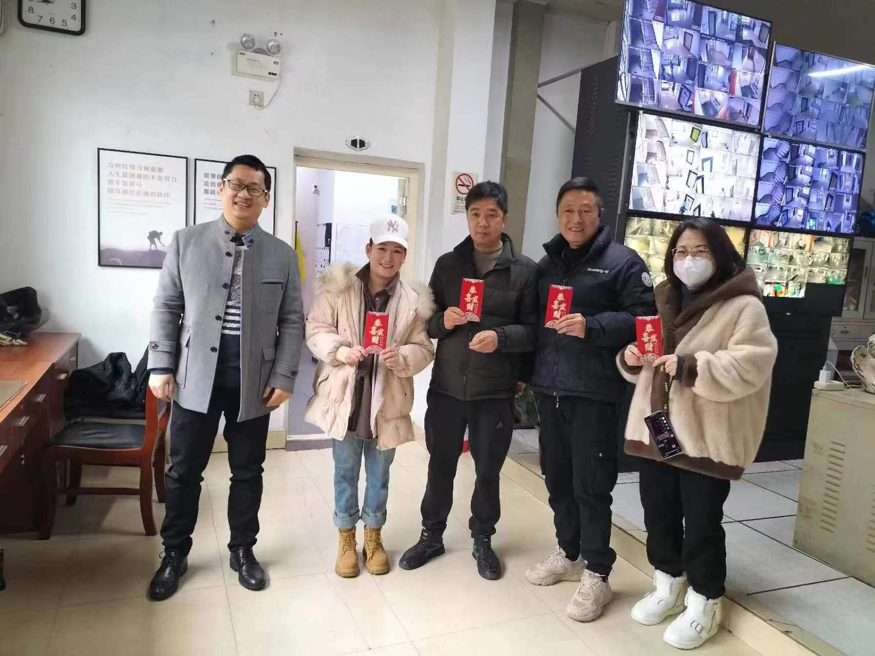 开工赠利是，新春迎福祉——集团派发开工福利