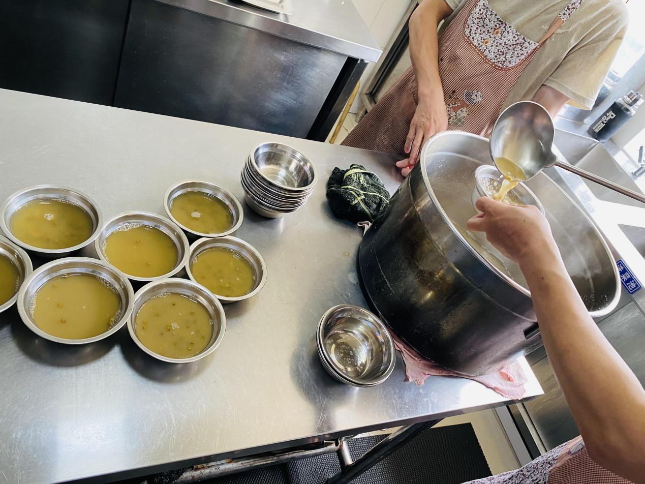 消暑绿豆汤，夏季送清冷