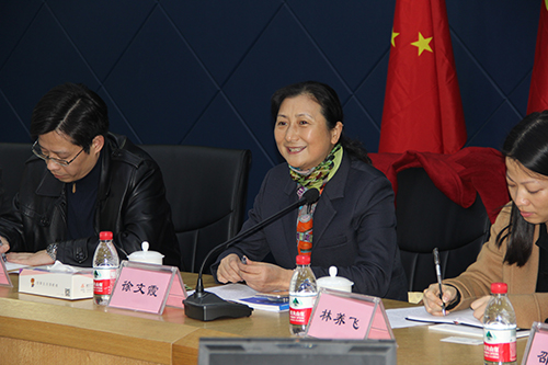 20171208市投资推进局党组副书记徐文霞莅临j9国际站备用文创集团调研 (1).jpg